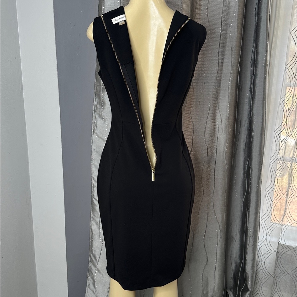Calvin Klein Women's Black Sheath Dress Size 8 sleeveless Midi - Picture 7 of 9